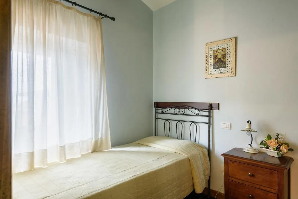 Country house Il Borgo Dei Corsi - Charming Holiday Apartments Ortignano Raggiolo