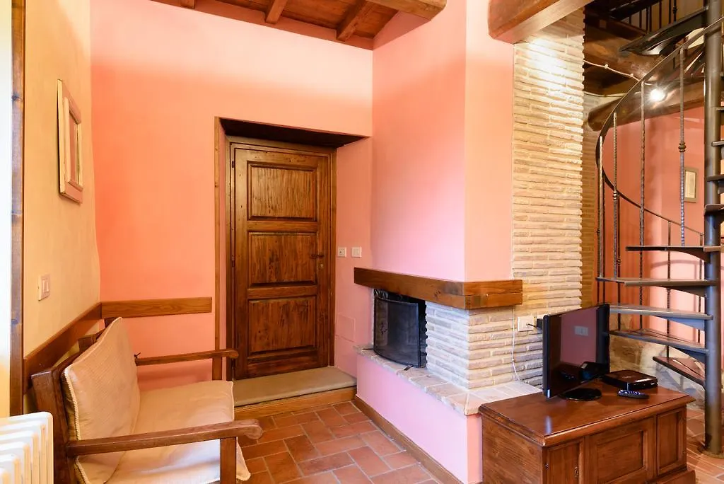 Il Borgo Dei Corsi - Charming Holiday Apartments Ortignano Raggiolo Country house