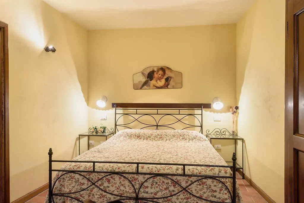 Country house Il Borgo Dei Corsi - Charming Holiday Apartments Ortignano Raggiolo Italy