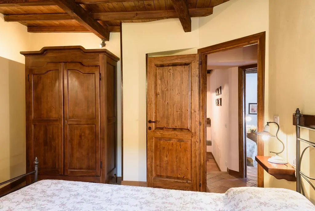 Il Borgo Dei Corsi - Charming Holiday Apartments Ortignano Raggiolo 0*,  イタリア